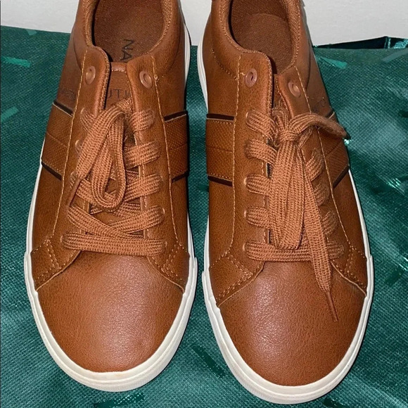 Nautica Brown Sneakers with Smooth Leather Upper and White Sole - Picture 5 of 9